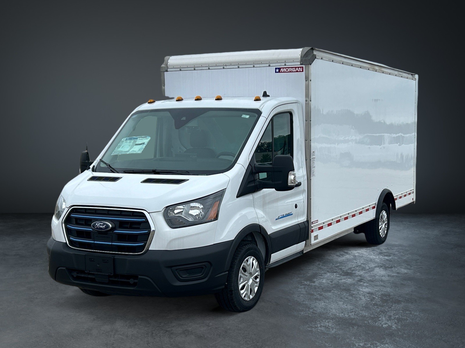 E-Transit thumbnail 2
