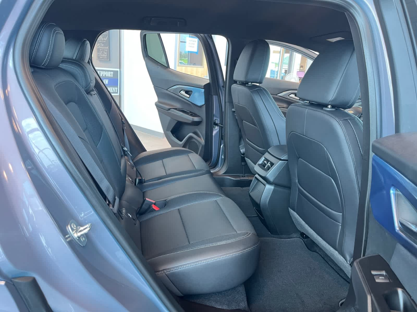 Equinox EV - View 1